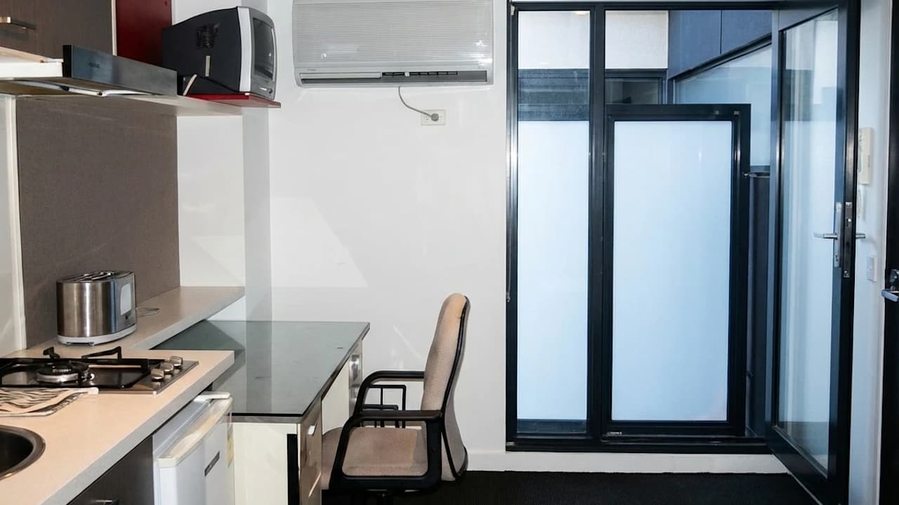 Room studio flat for rent