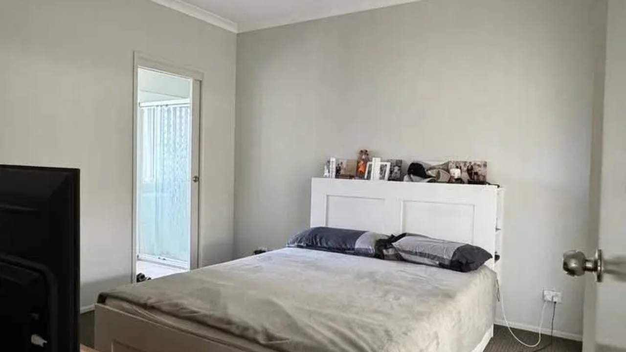 Furnished room with ensuite in a share house