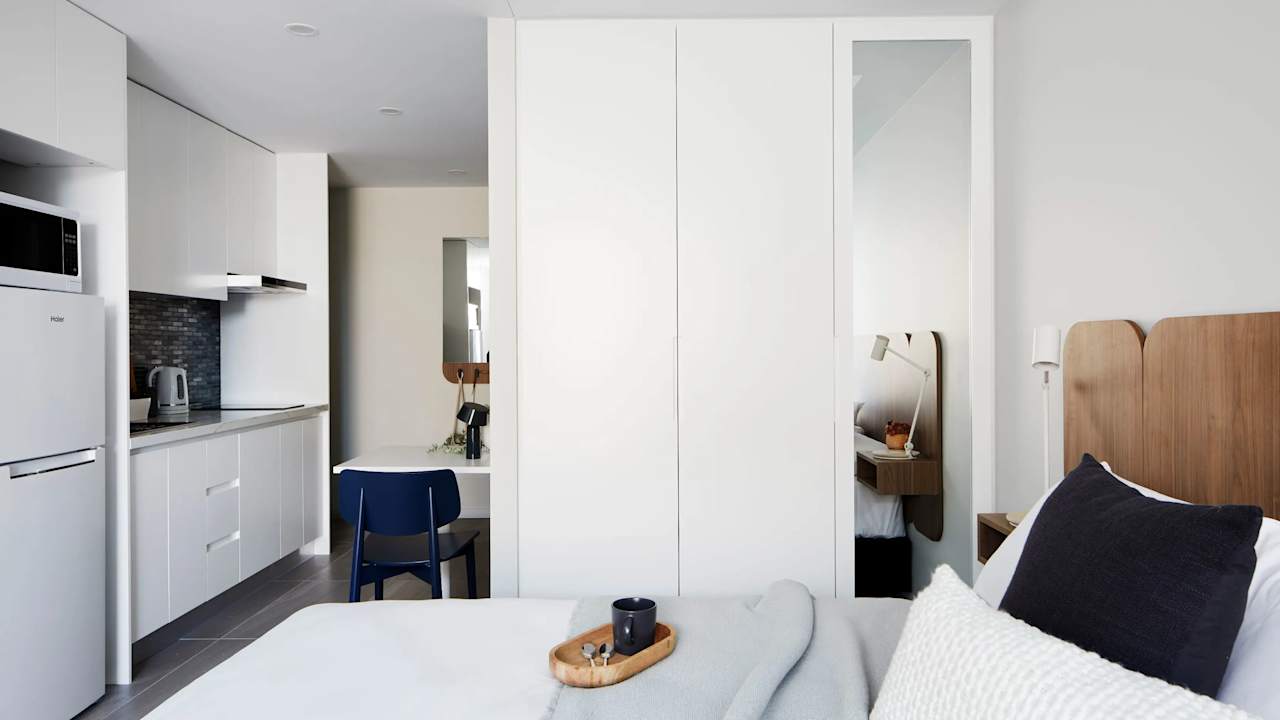 Furnished room studio flat for rent