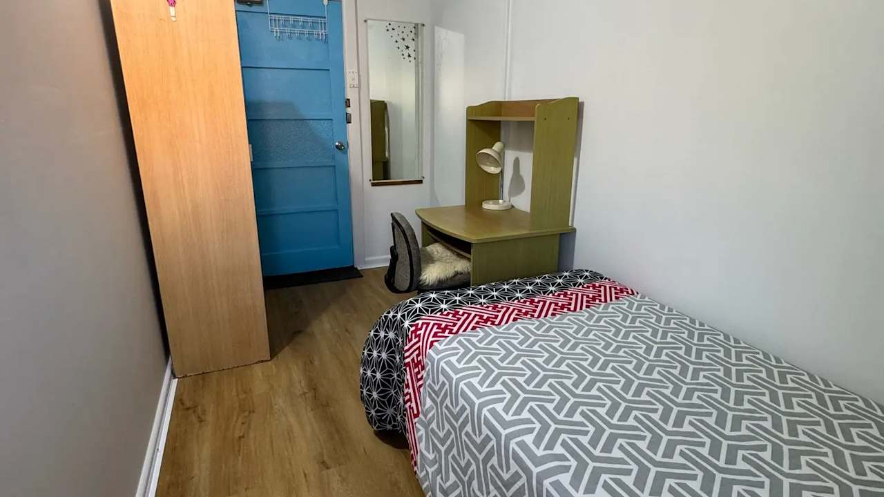 Furnished room in a share house