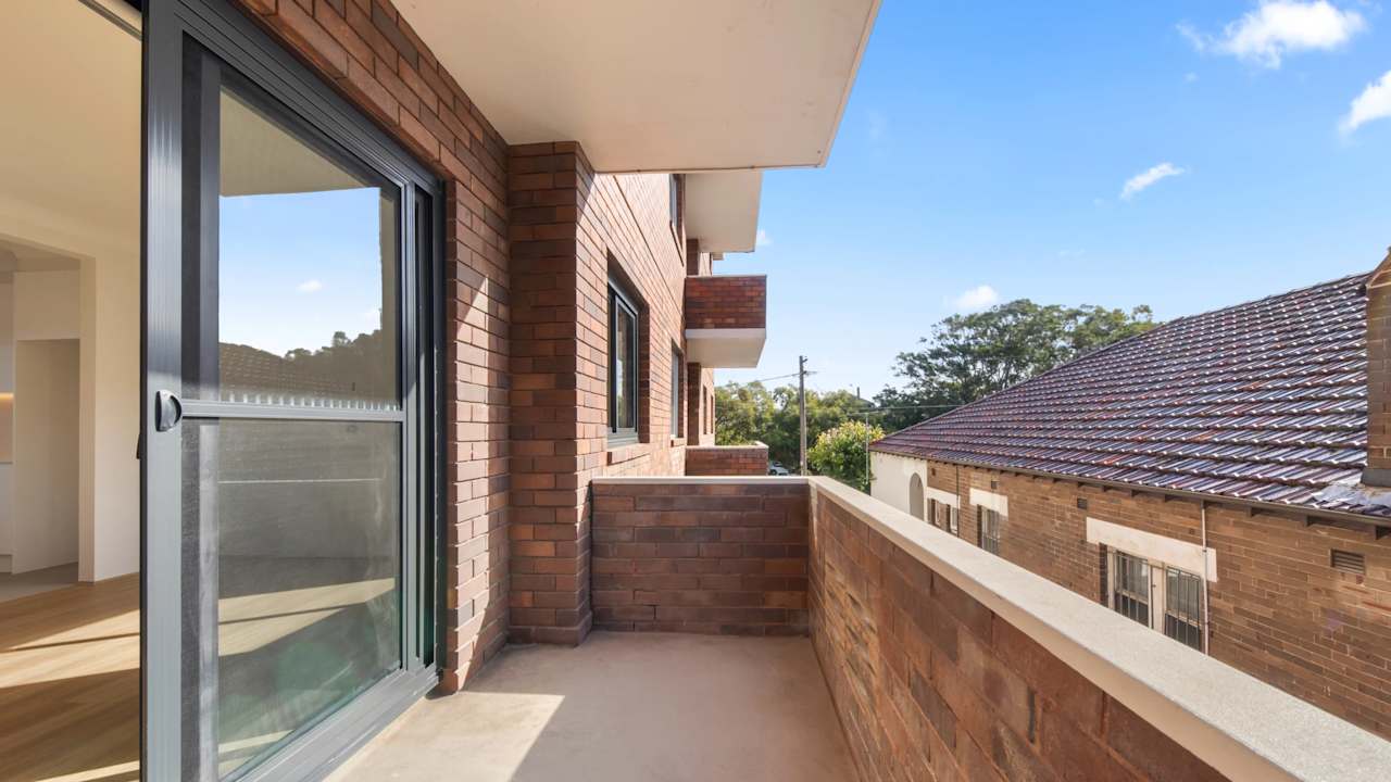Whole property with 3 rooms for rent