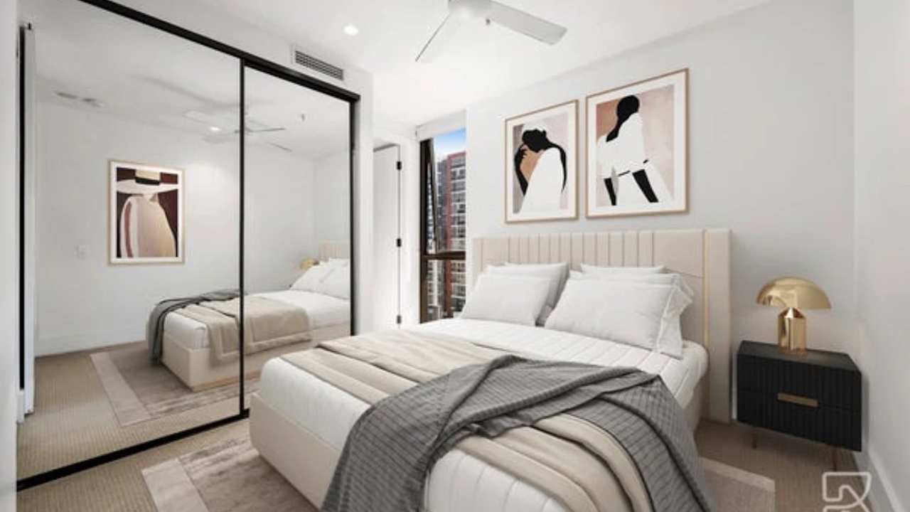 Unfurnished room with ensuite in a flatshare