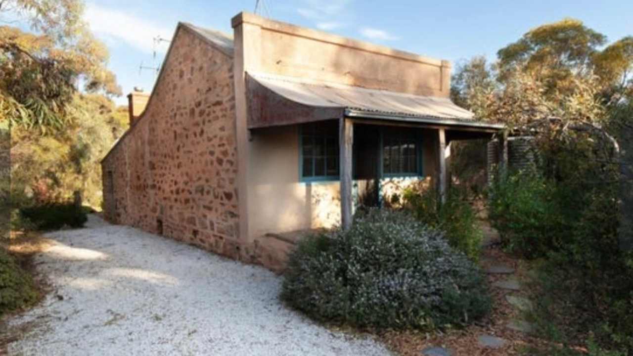 Room in a share house