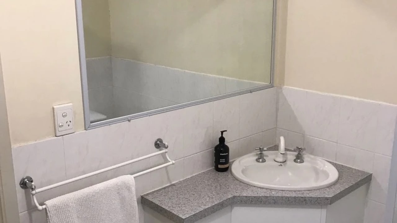 Furnished room with own bathroom
