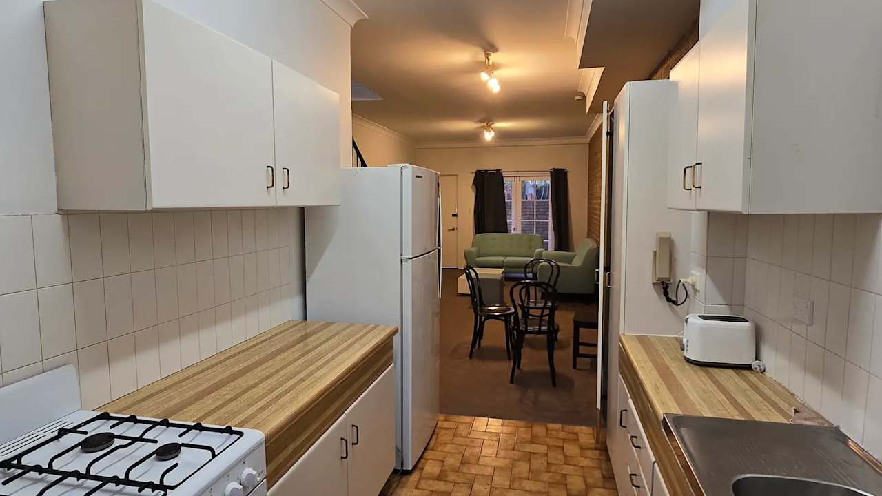Furnished room in a share house