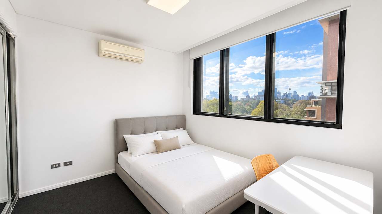 Whole property with 2 rooms for rent