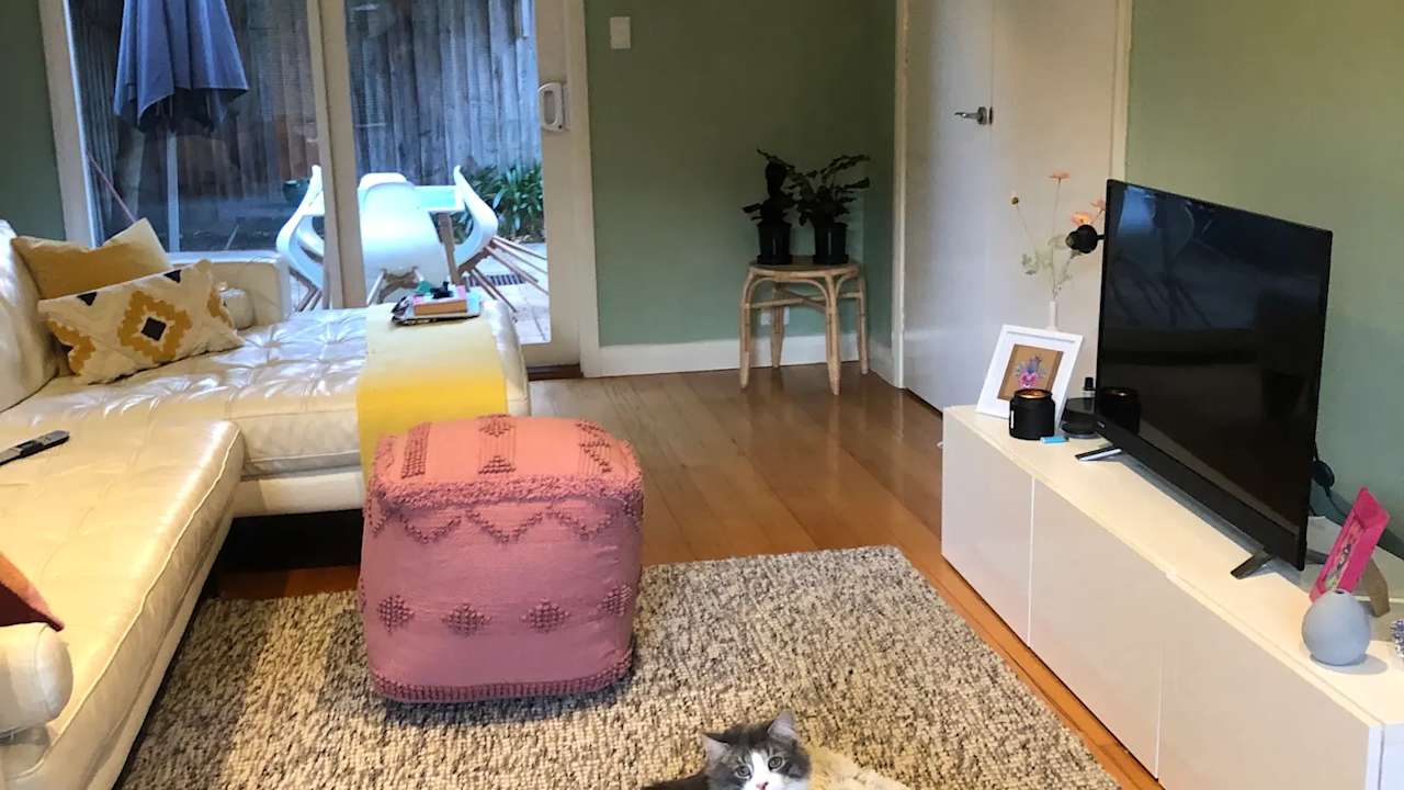 Furnished room in a share house