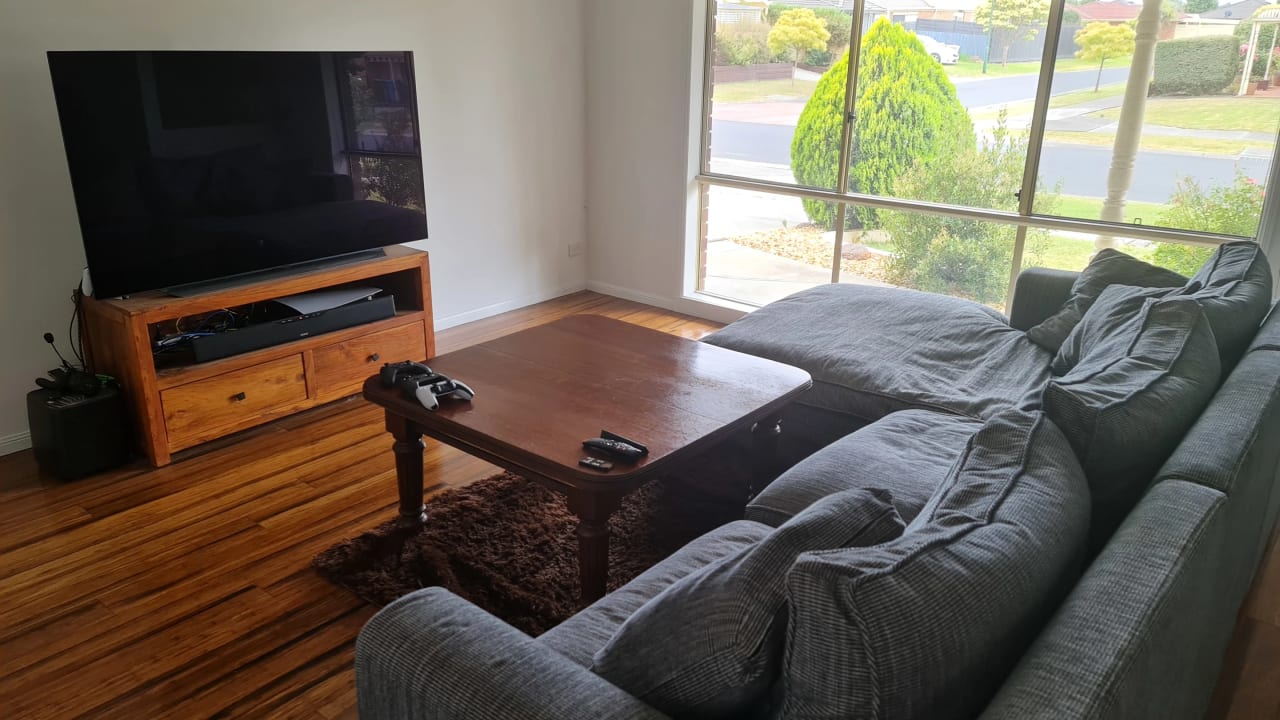 Room in a share house
