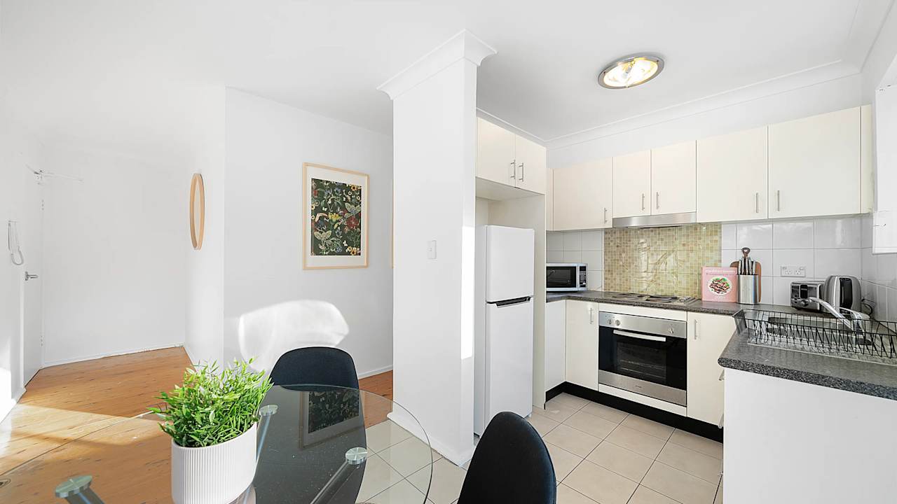 Whole property with 3 rooms for rent