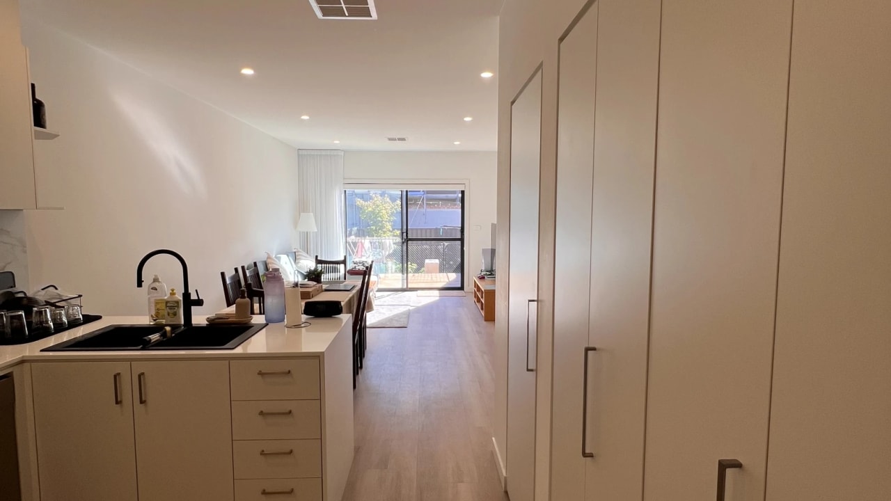 Furnished room in a share house