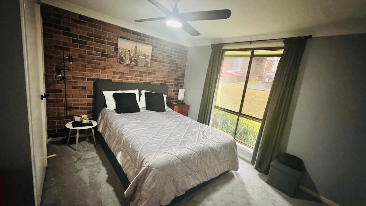 Whole property with 2 rooms for rent