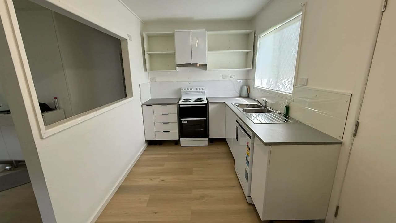Whole property with 4 rooms for rent