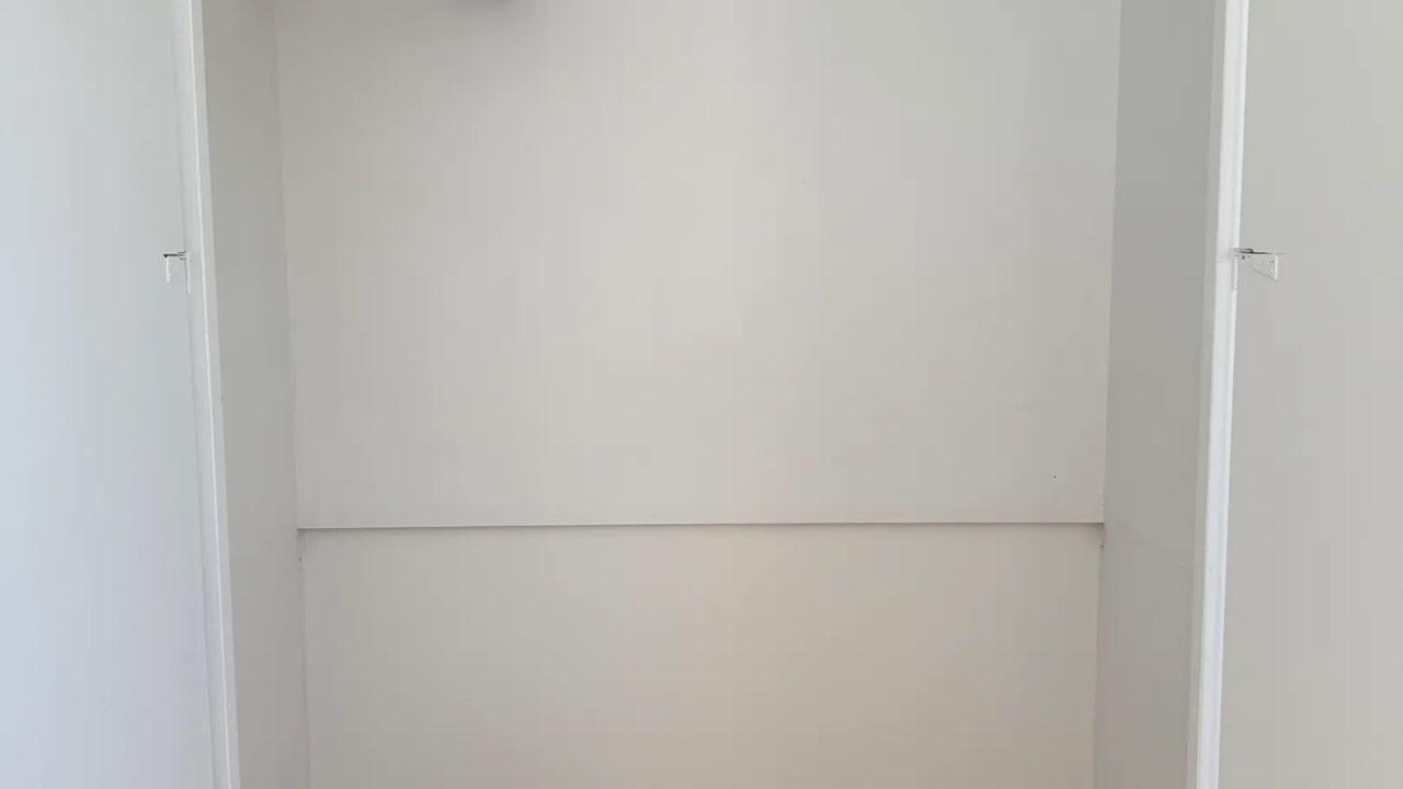 Unfurnished room in a share house