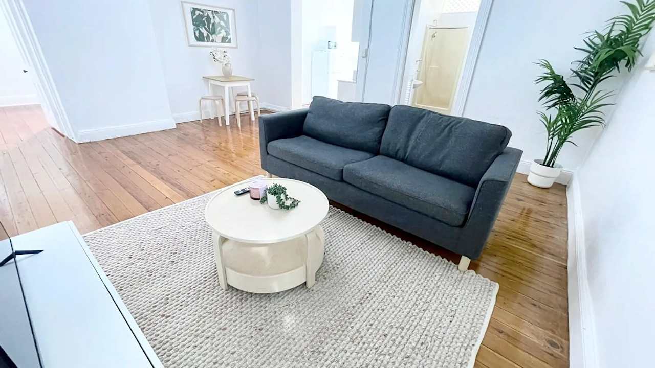 Whole property with 2 rooms for rent