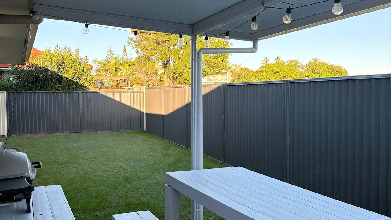 Unfurnished room with own bathroom