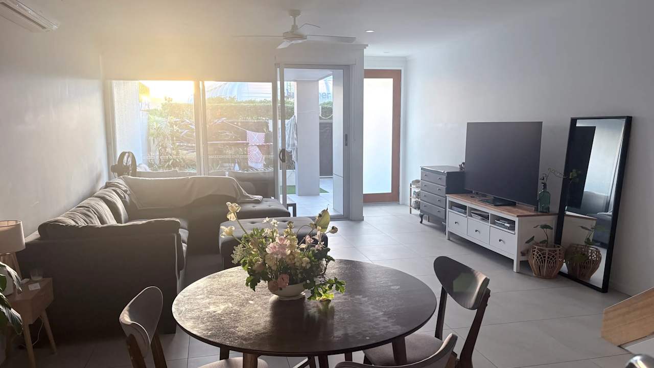 Unfurnished room in a share house