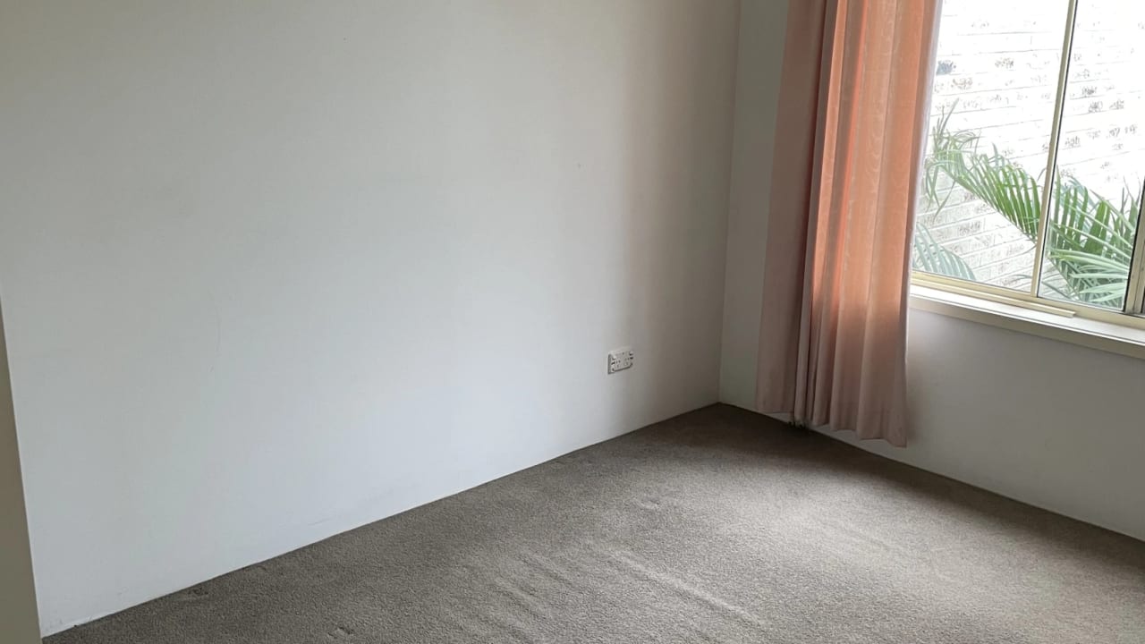 Unfurnished room with own bathroom