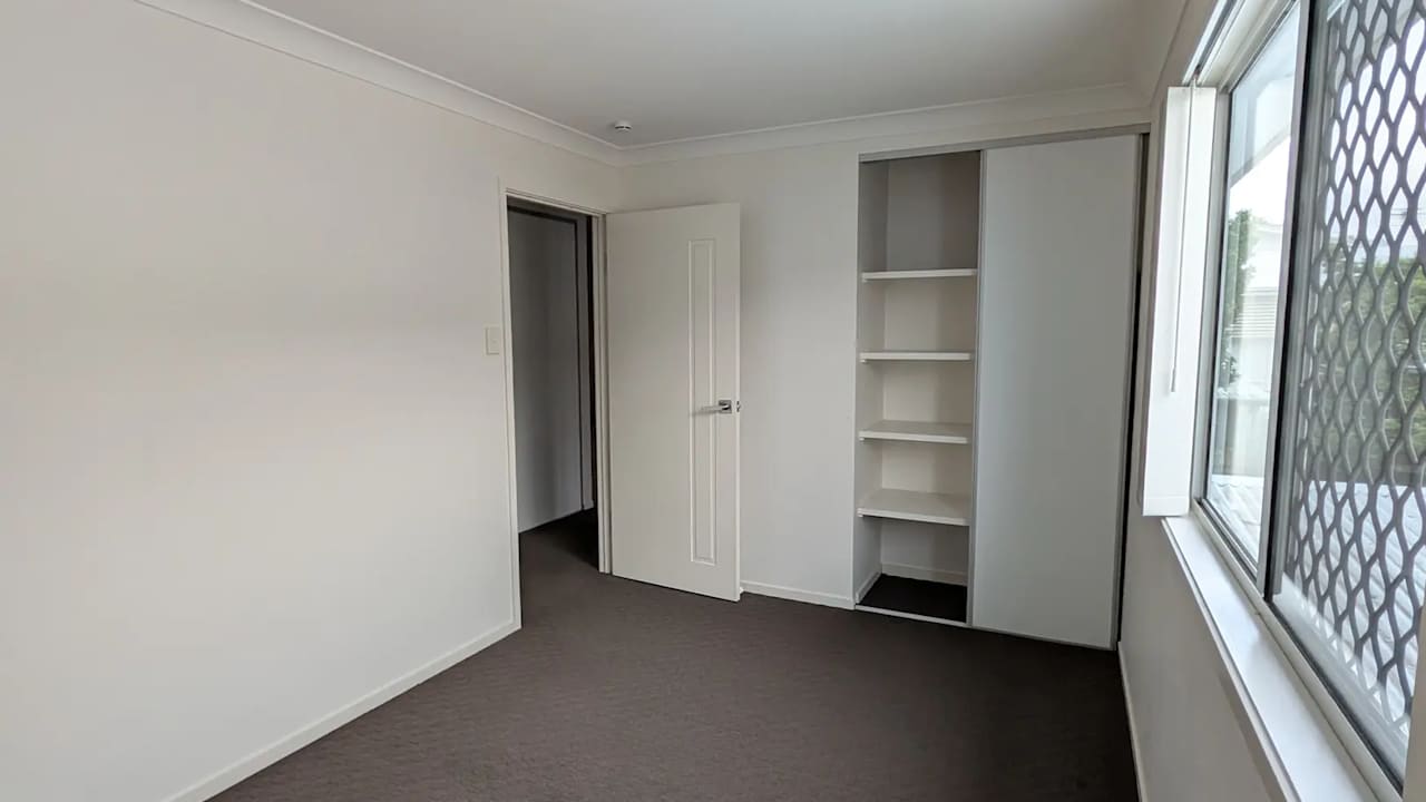 Unfurnished room in a share house