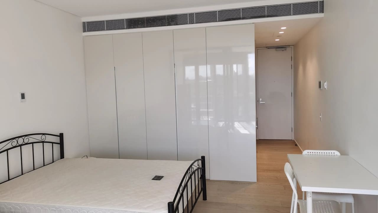 Furnished room studio flat for rent