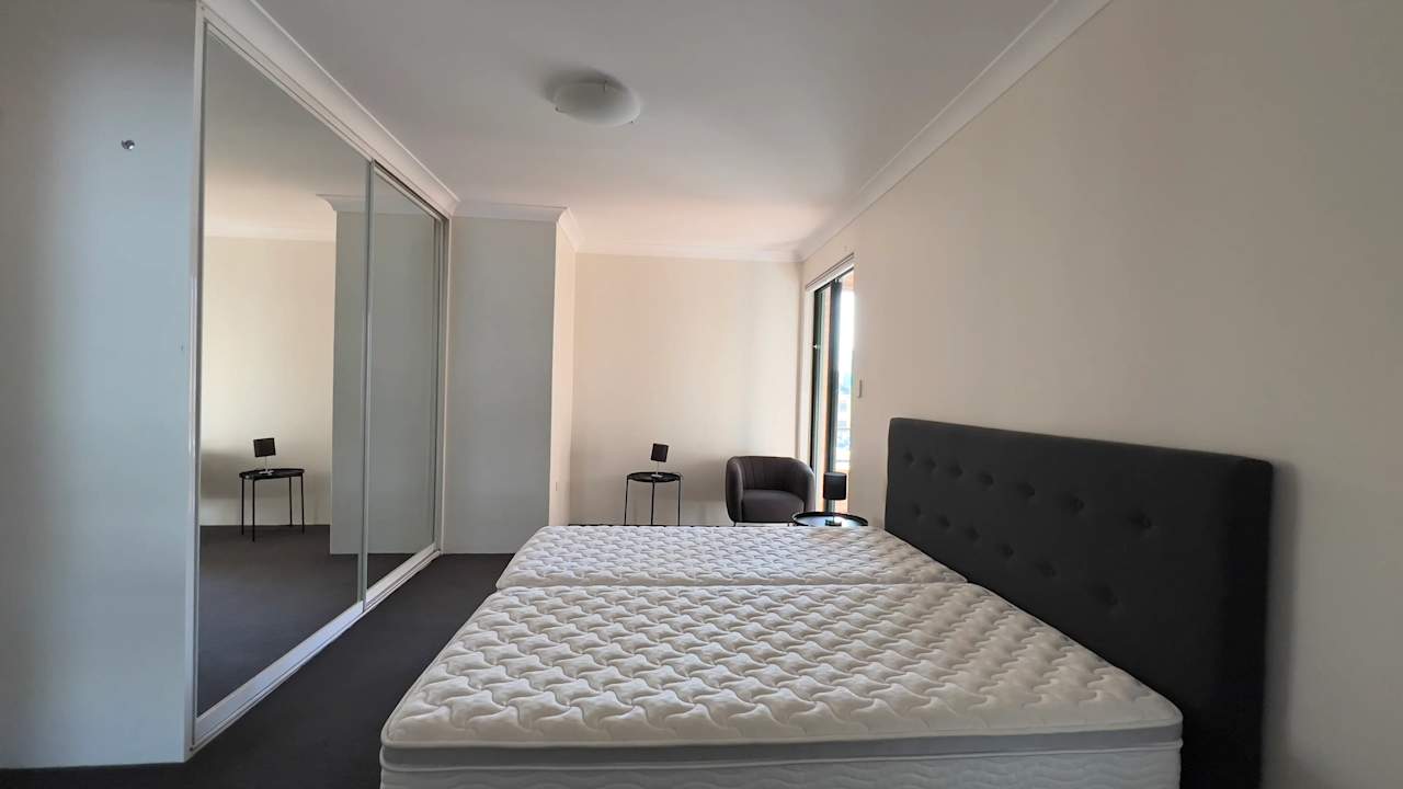 Furnished room in a flatshare