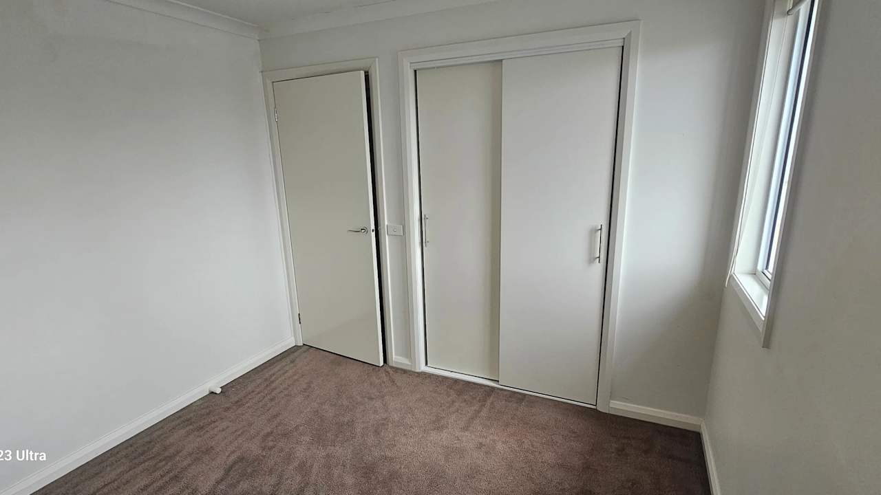 Unfurnished room with own bathroom