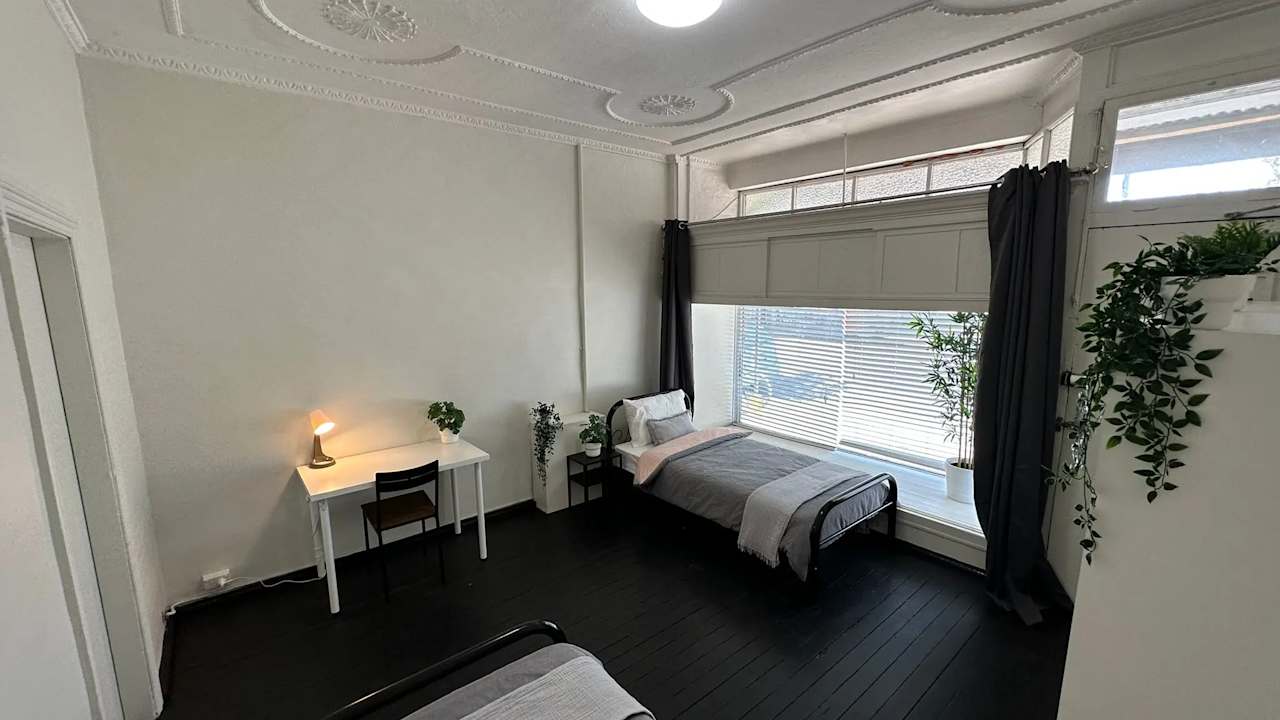 Furnished room in a share house