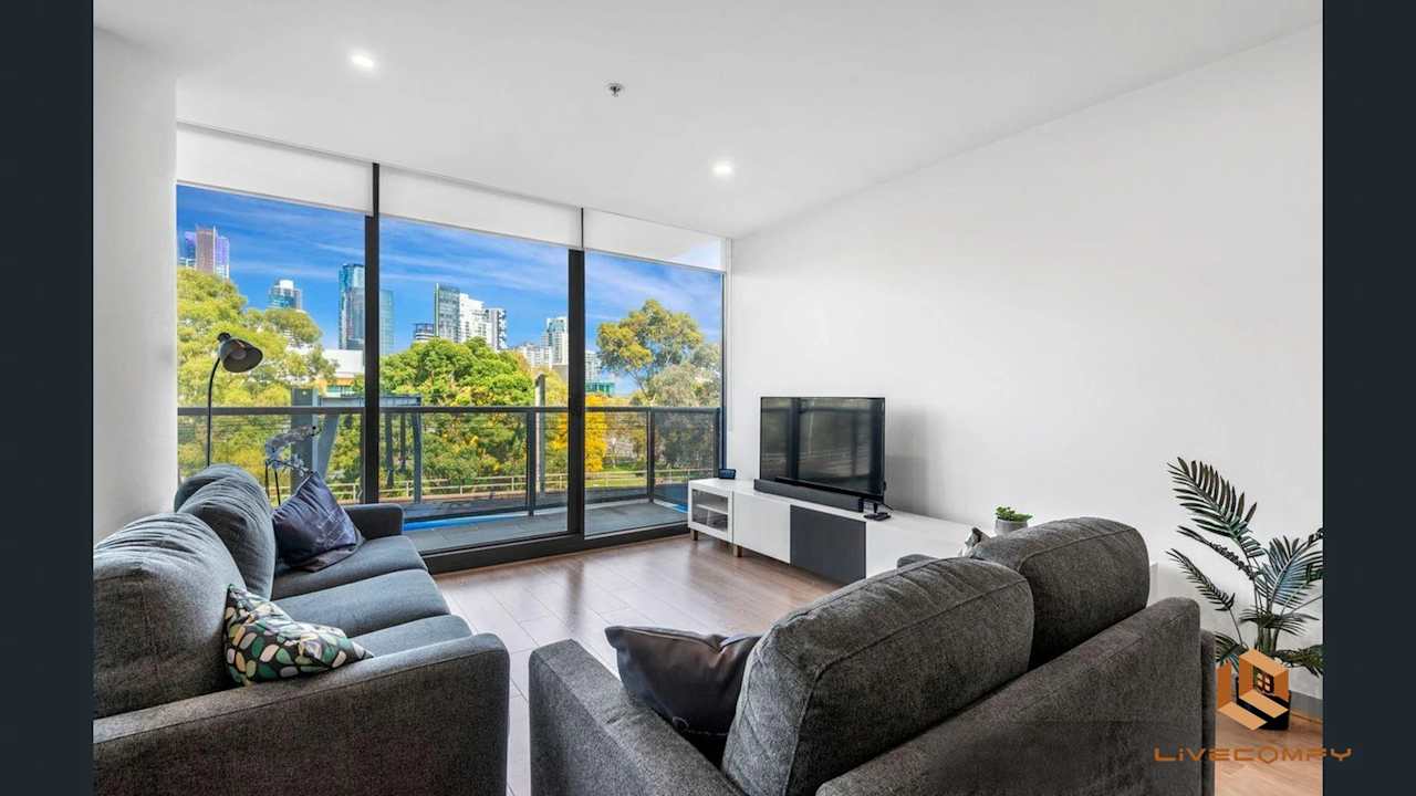 Furnished room with ensuite in a flatshare