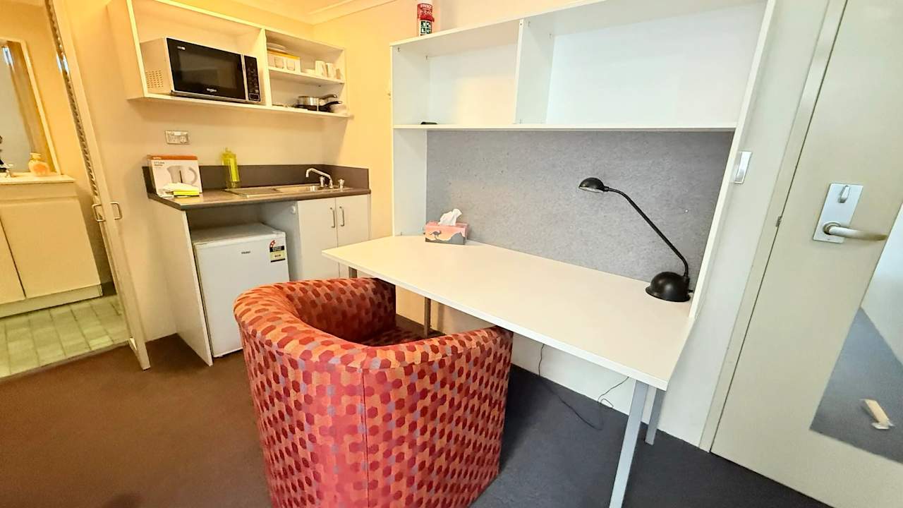 Furnished room studio flat for rent