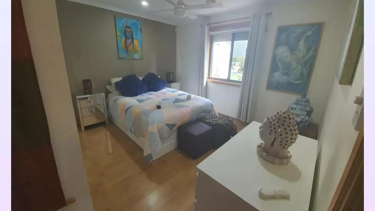 Unfurnished room with own bathroom