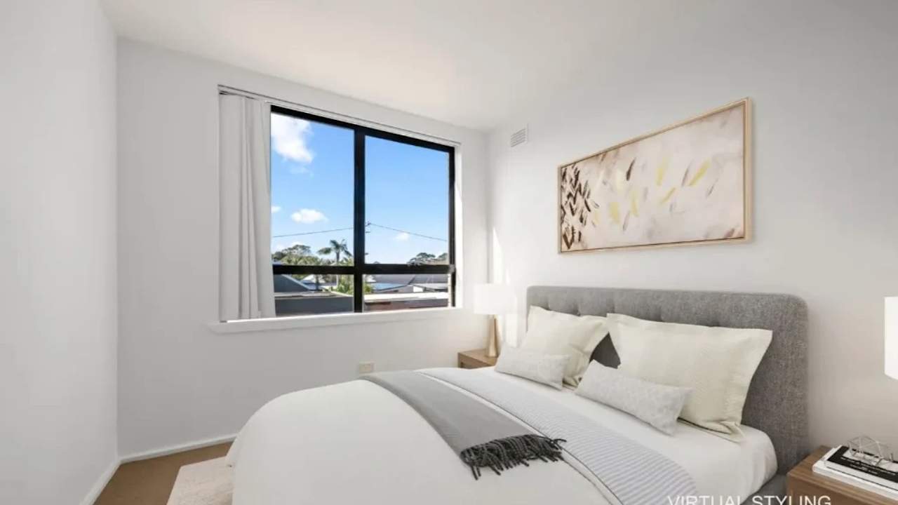 Furnished room in a share house