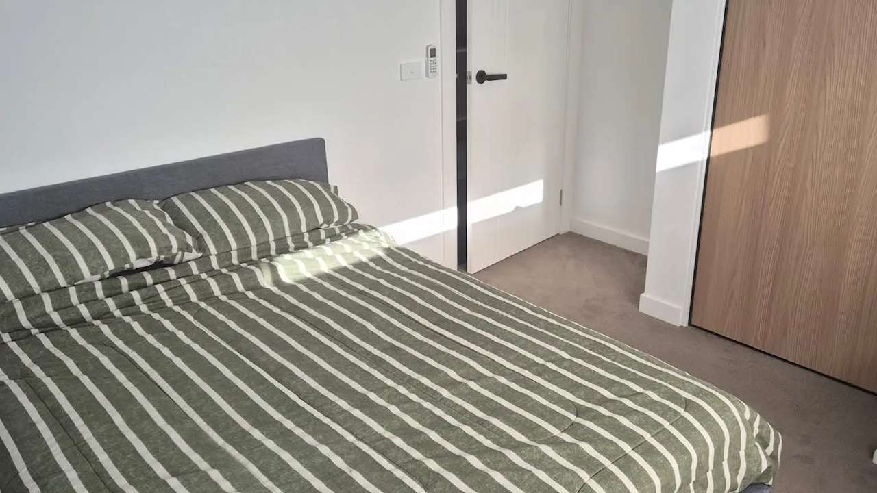 Furnished room with own bathroom