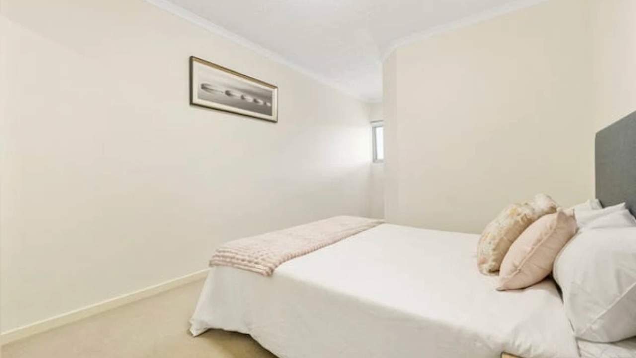 Furnished room with own bathroom