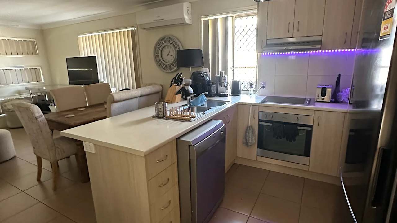 Unfurnished room with own bathroom
