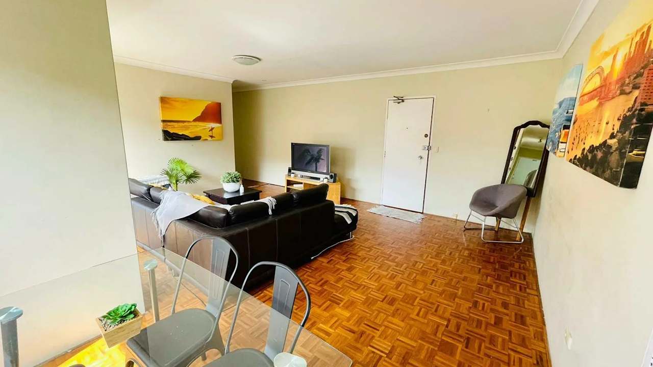 Whole property with 2 rooms for rent
