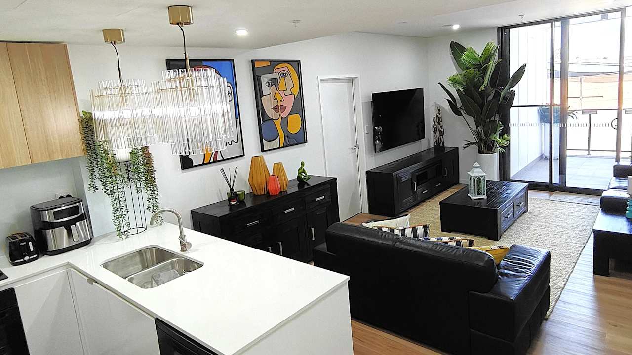 Furnished room in a flatshare