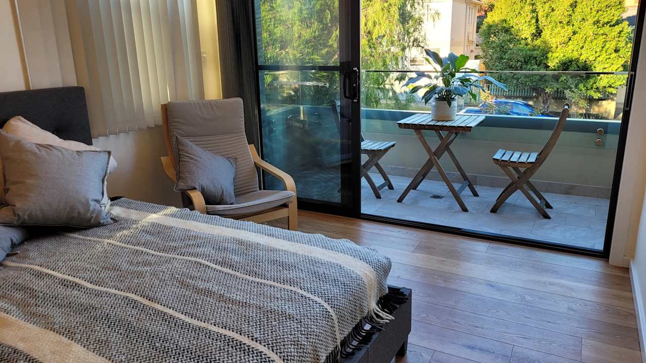 Room studio flat for rent