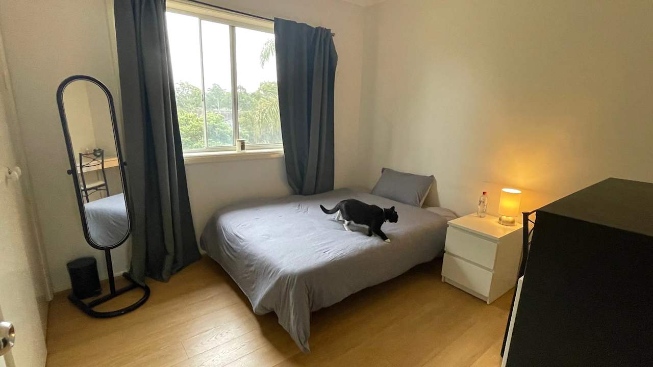 Furnished room in a share house