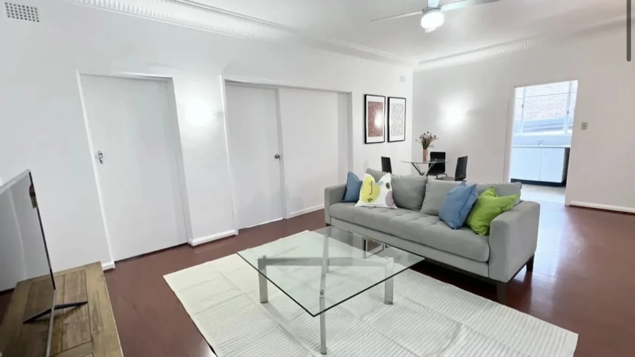 Furnished room in a share house