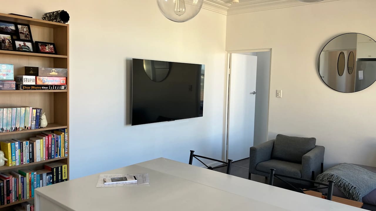Whole property with 2 rooms for rent