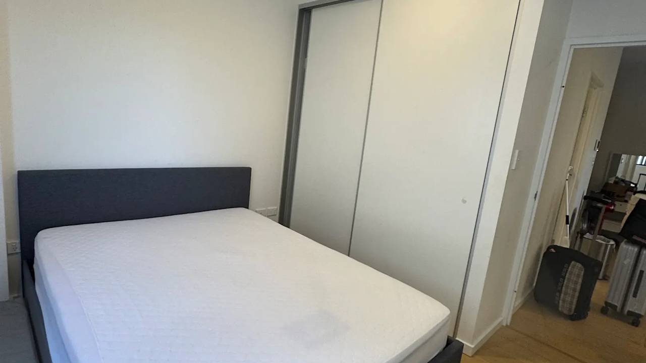 Furnished room with own bathroom