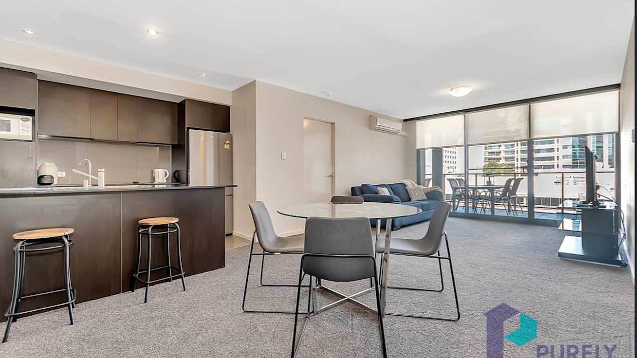 Furnished room with own bathroom