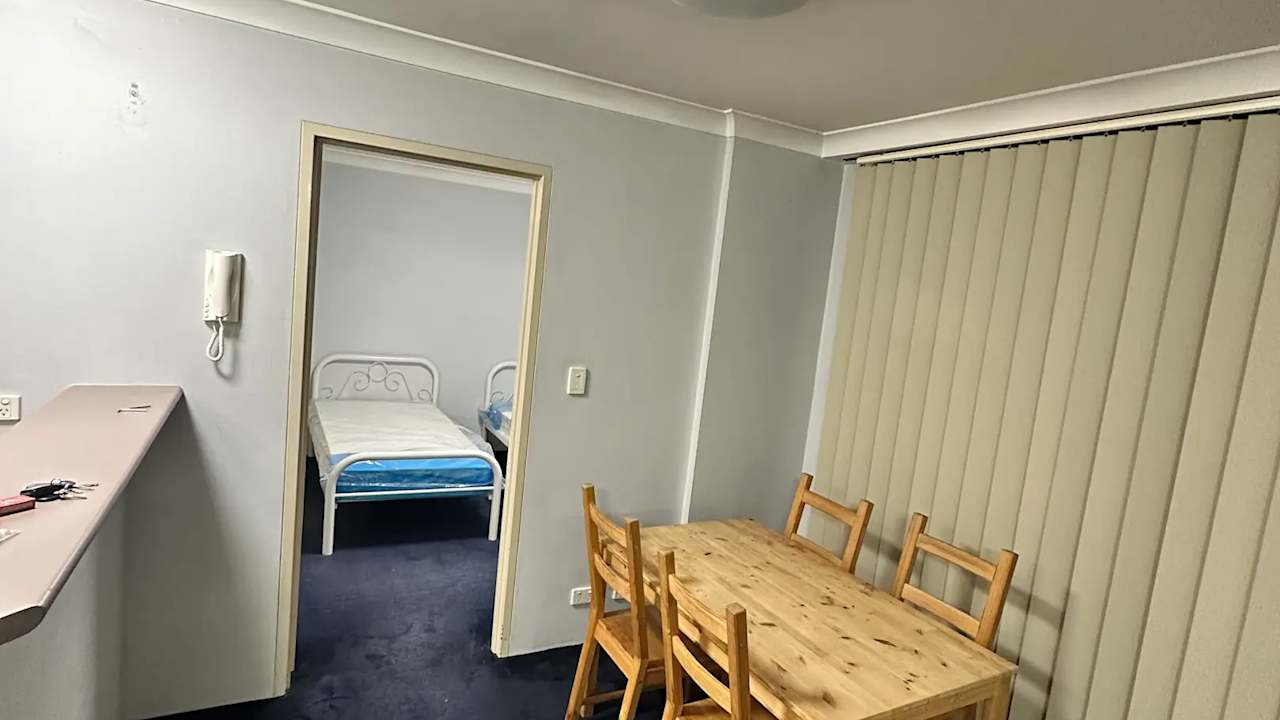 Furnished room with ensuite in a flatshare