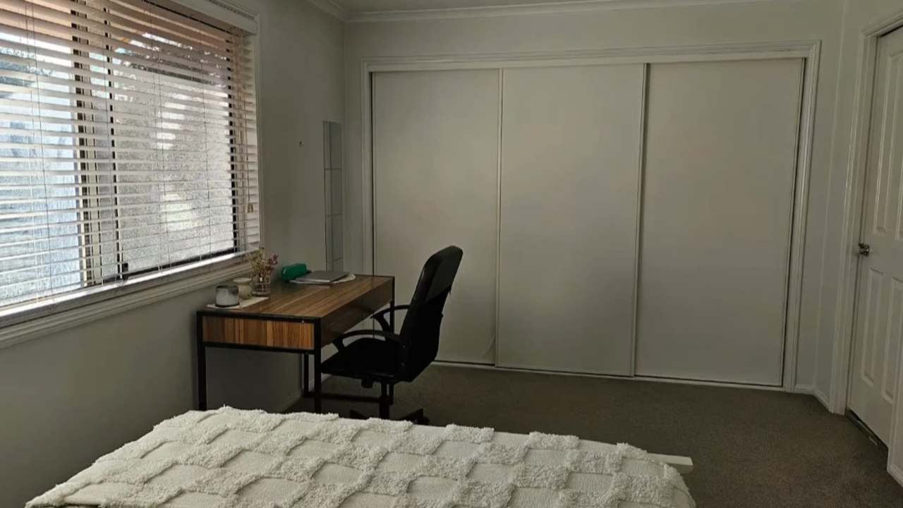 Unfurnished room with own bathroom