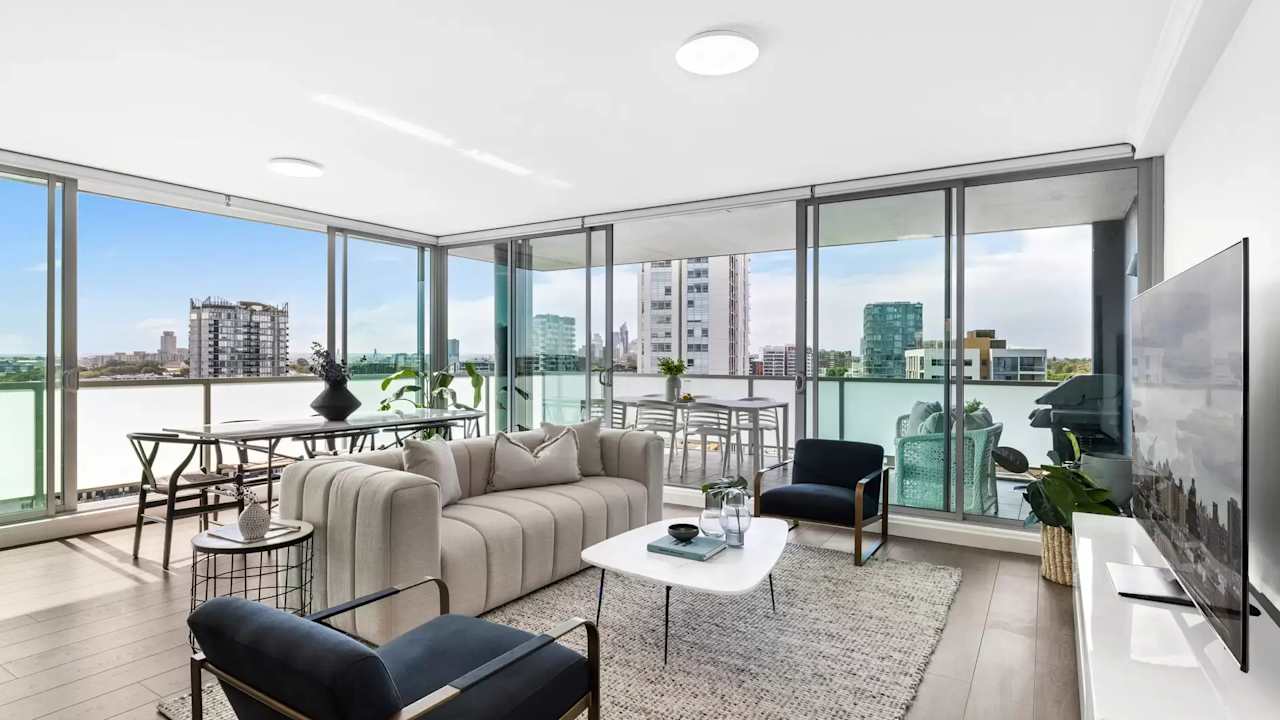 Furnished room with own bathroom