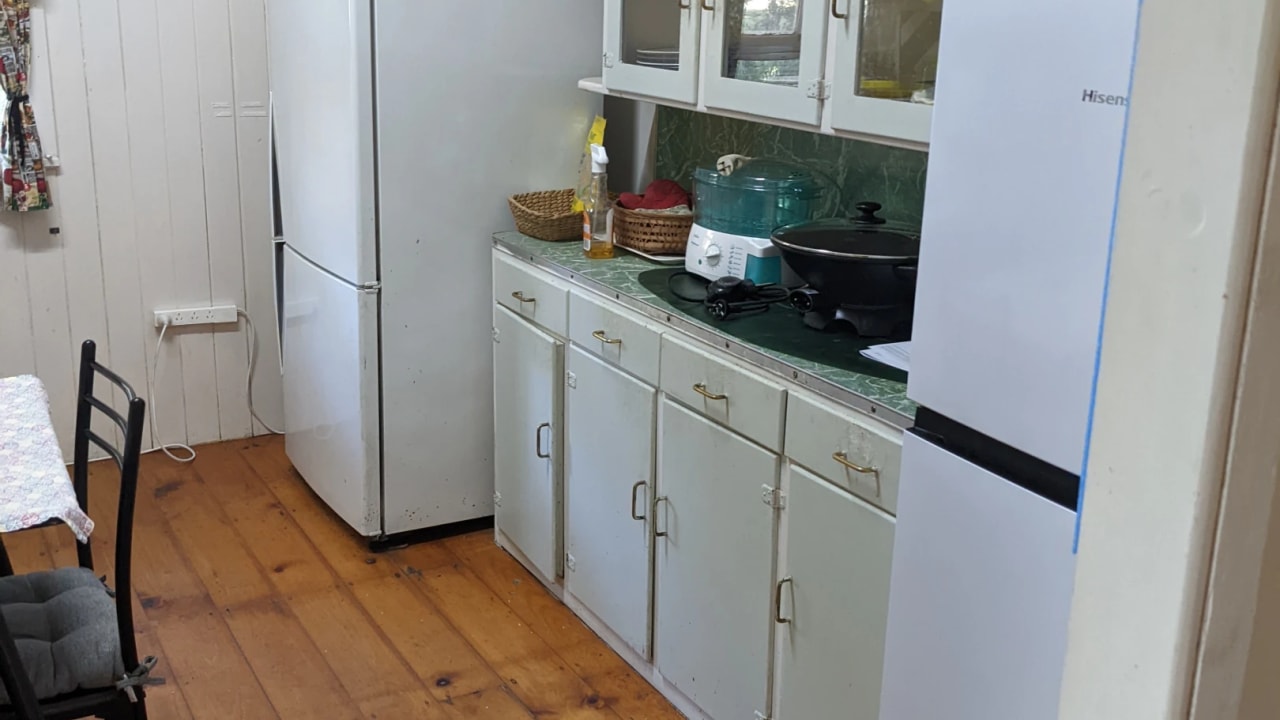 Unfurnished room in a share house