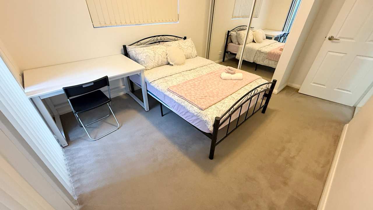 Whole property with 2 rooms for rent