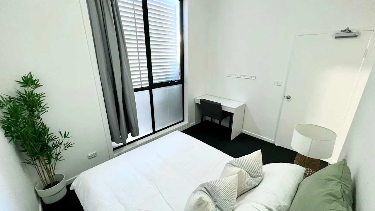 Room studio flat for rent