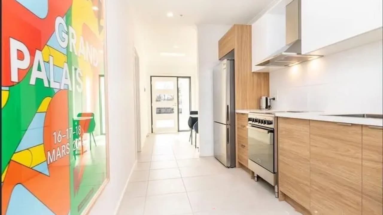 Furnished room with own bathroom