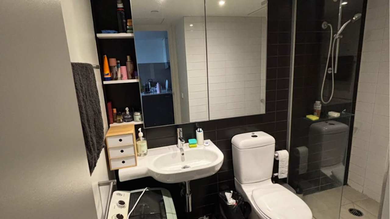 Furnished room studio flat for rent