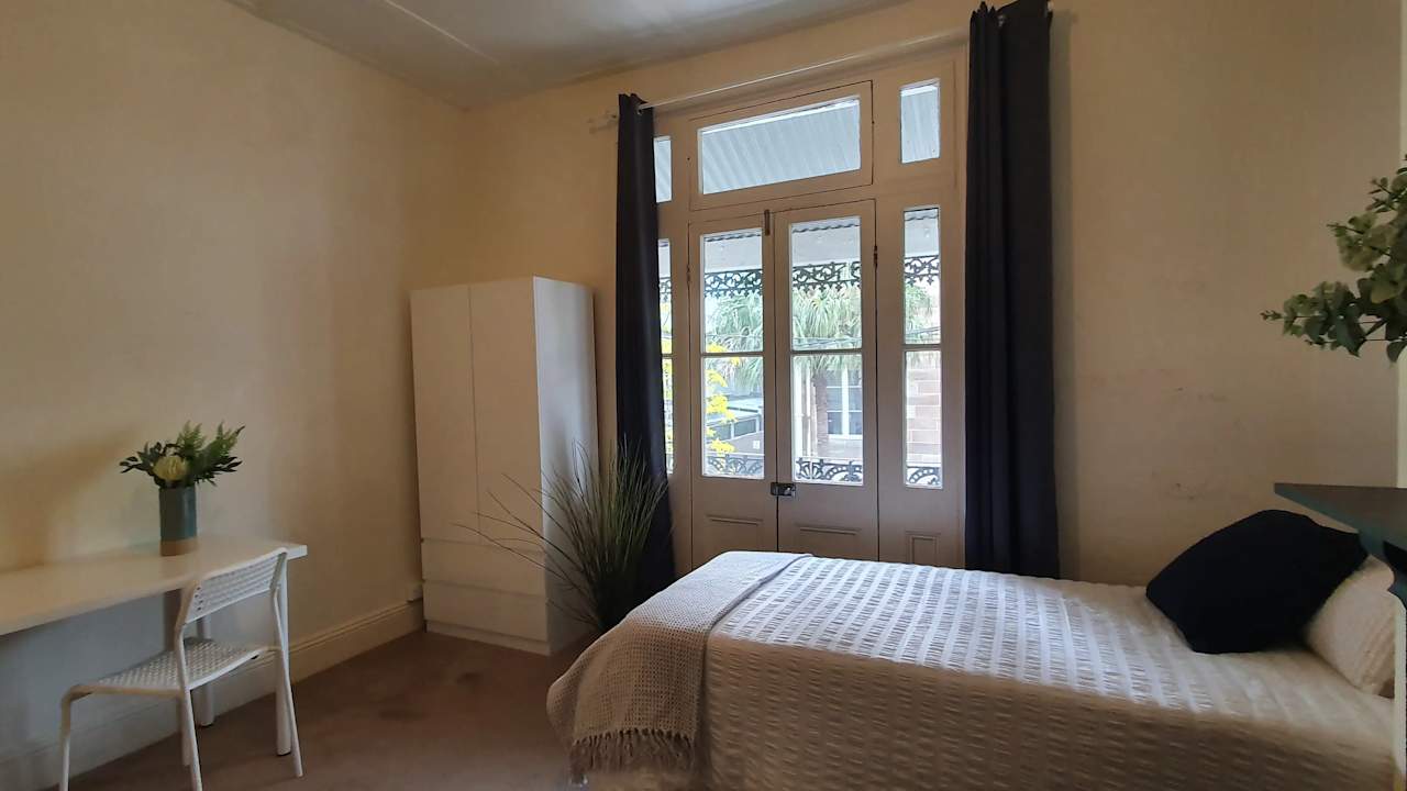 Furnished room in a share house